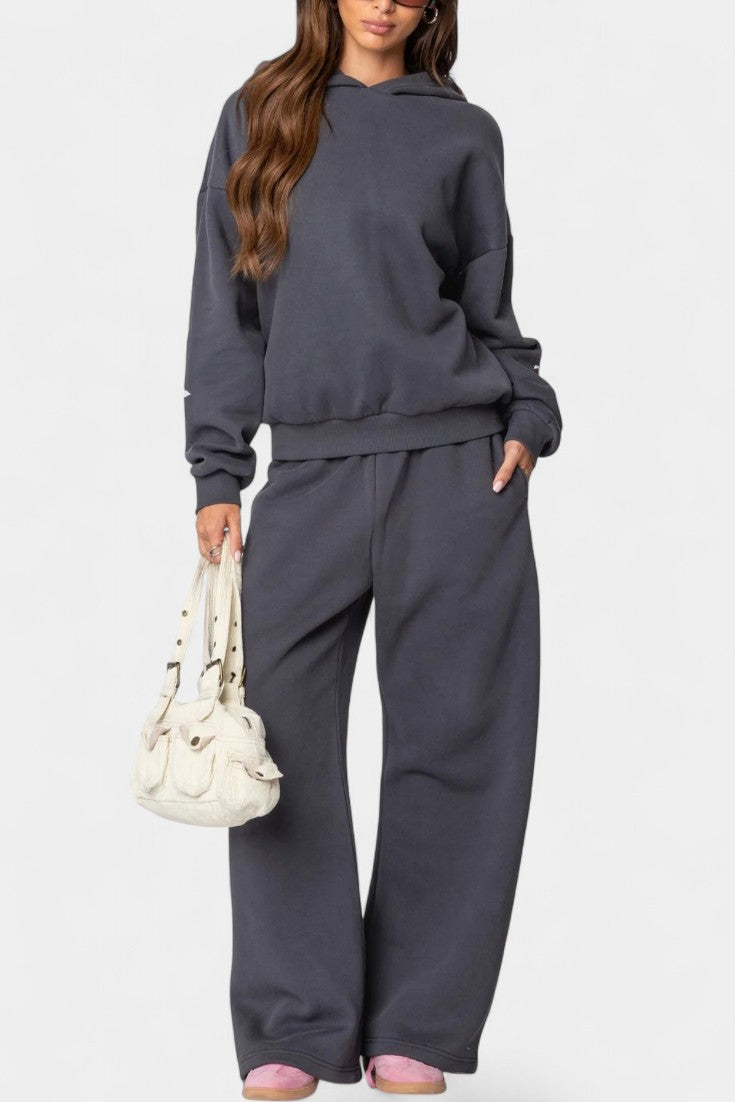 Caleta Relaxed Hoodie Ensemble with Flowing Pants