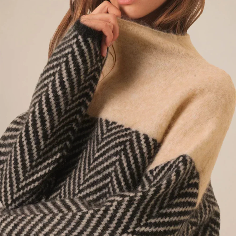 Friederike | Patterned Cable-Knit Sweater