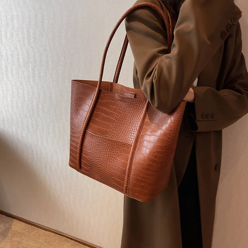 Christina™ | Refined Leather Shoulder Bag