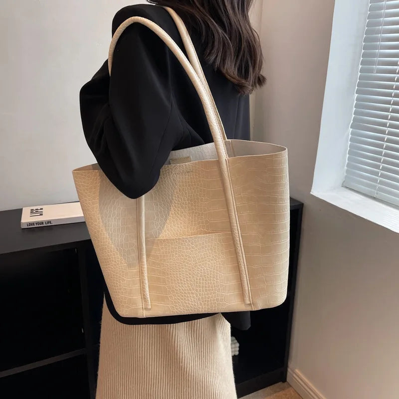 Christina™ | Refined Leather Shoulder Bag