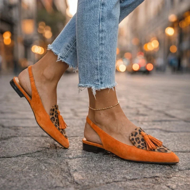 Lorena sandals with straps and tassels