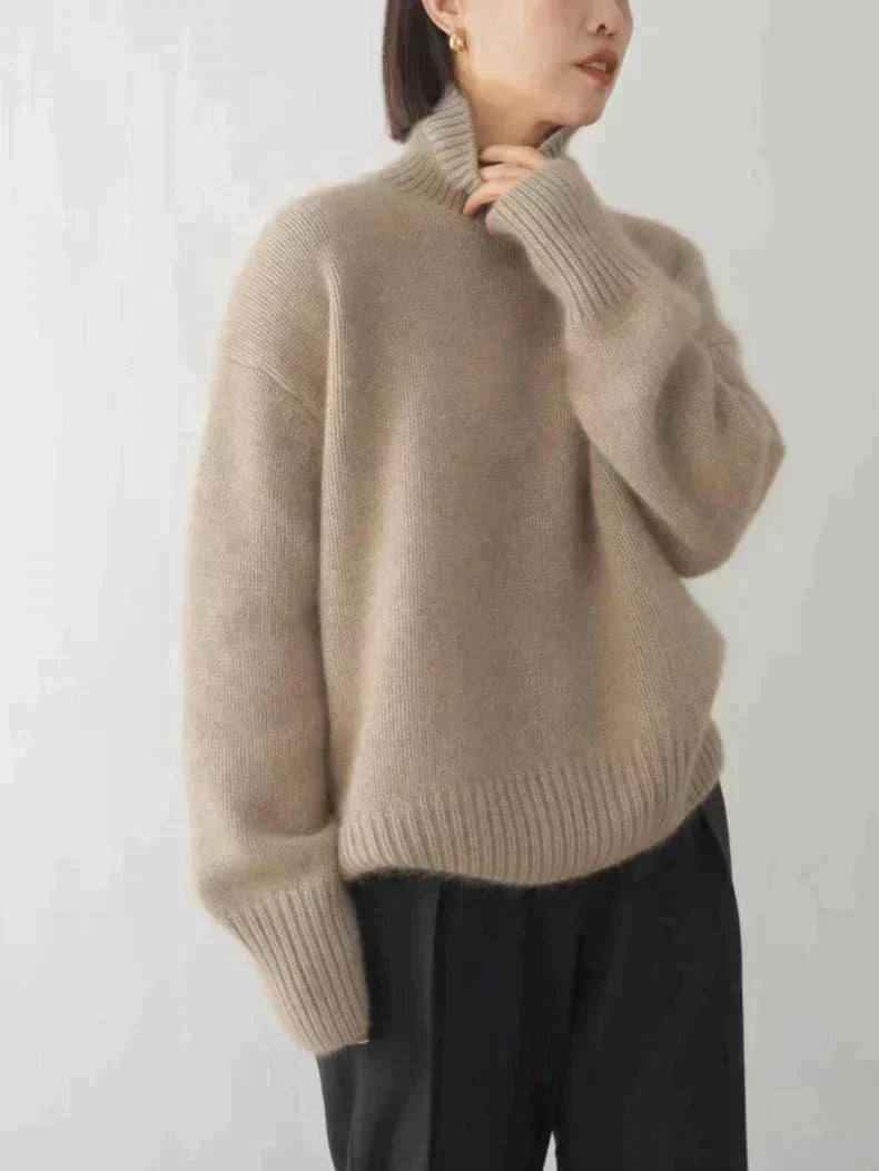 Gabriela | Cashmere Turtleneck