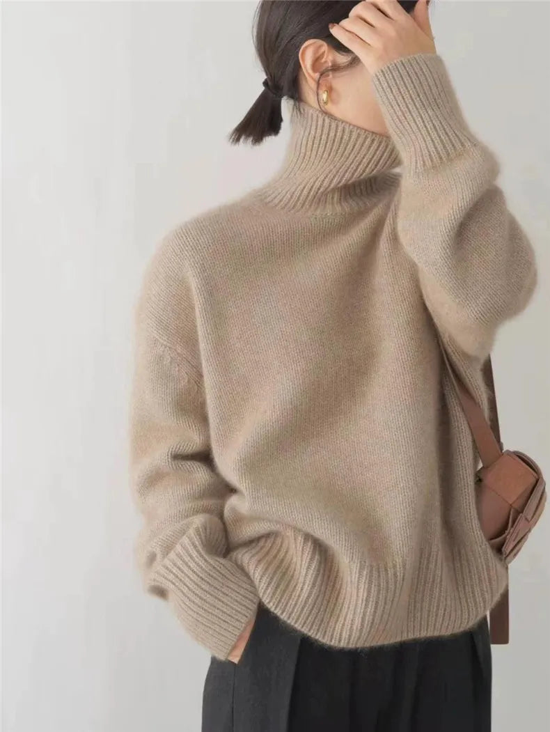 Gabriela | Cashmere Turtleneck