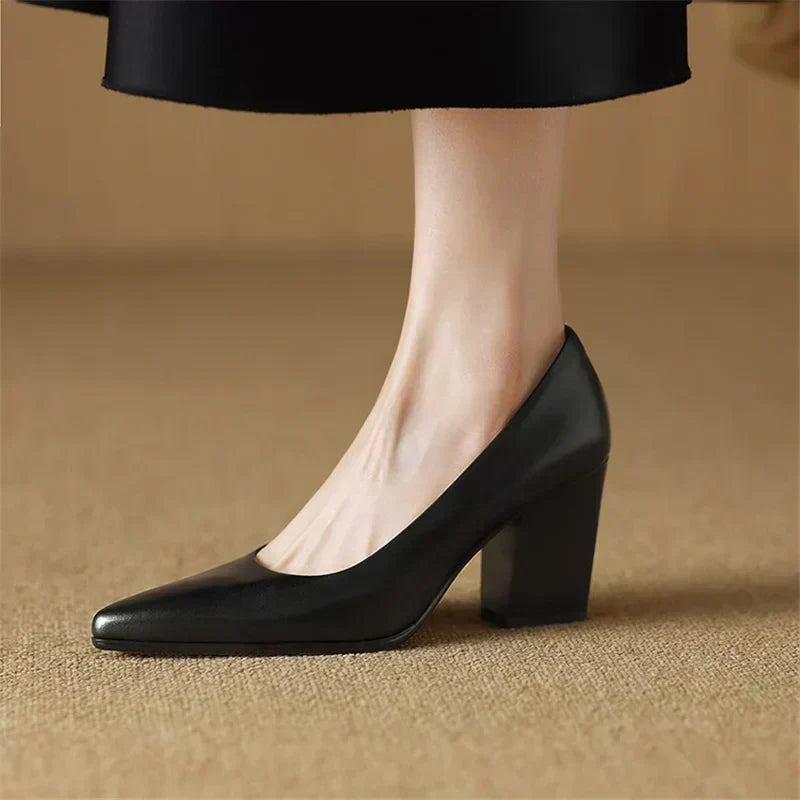 Ava | Elegant Pumps