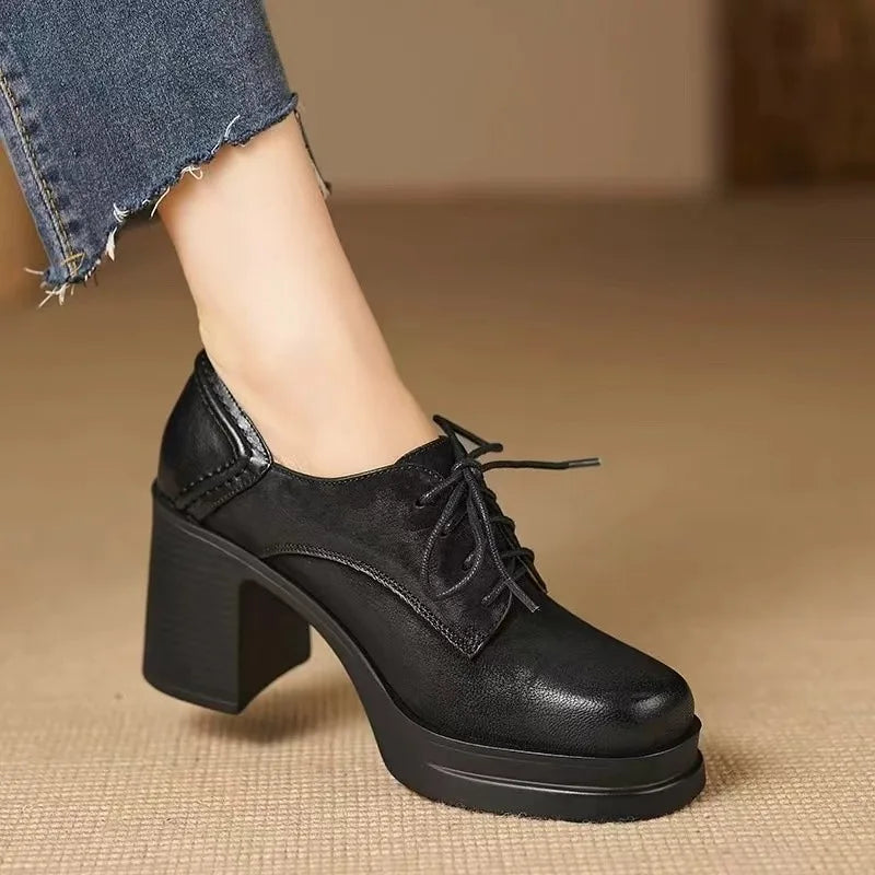 Claire | Classic Pumps