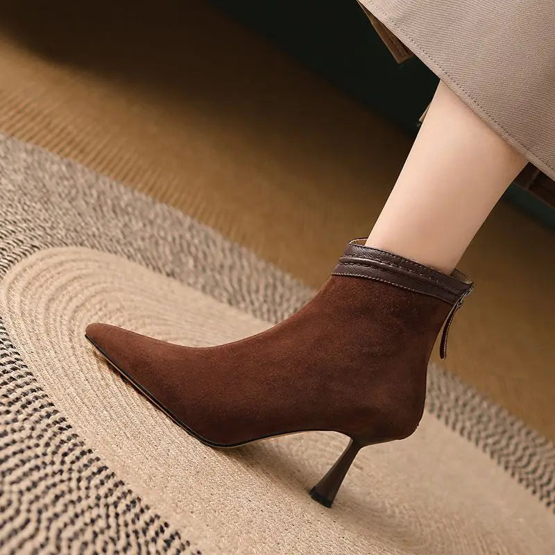 Laura | Pointed Ankle Boots