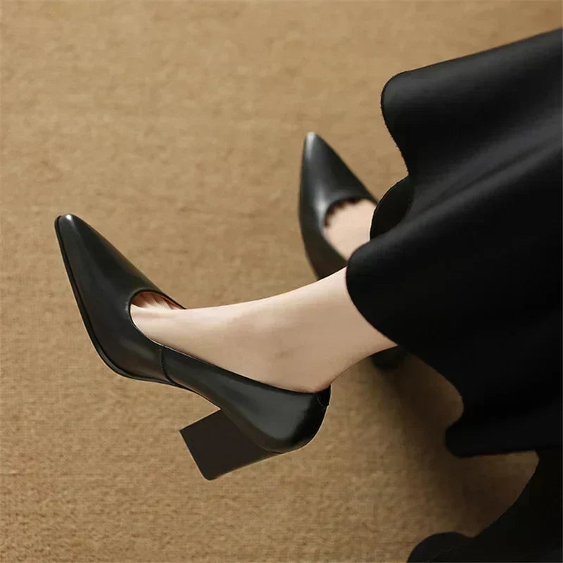 Ava | Elegant Pumps