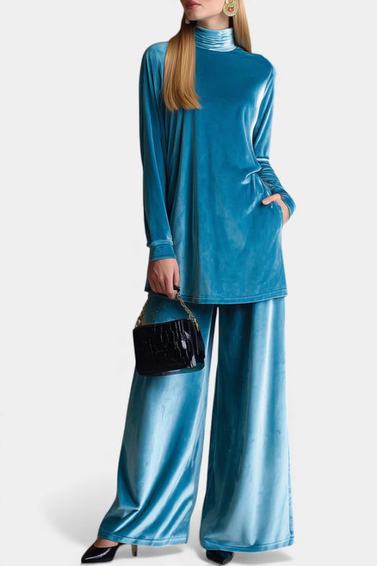 Tifenn Velvet High-Top Sneakers and Split Pants with High Collar