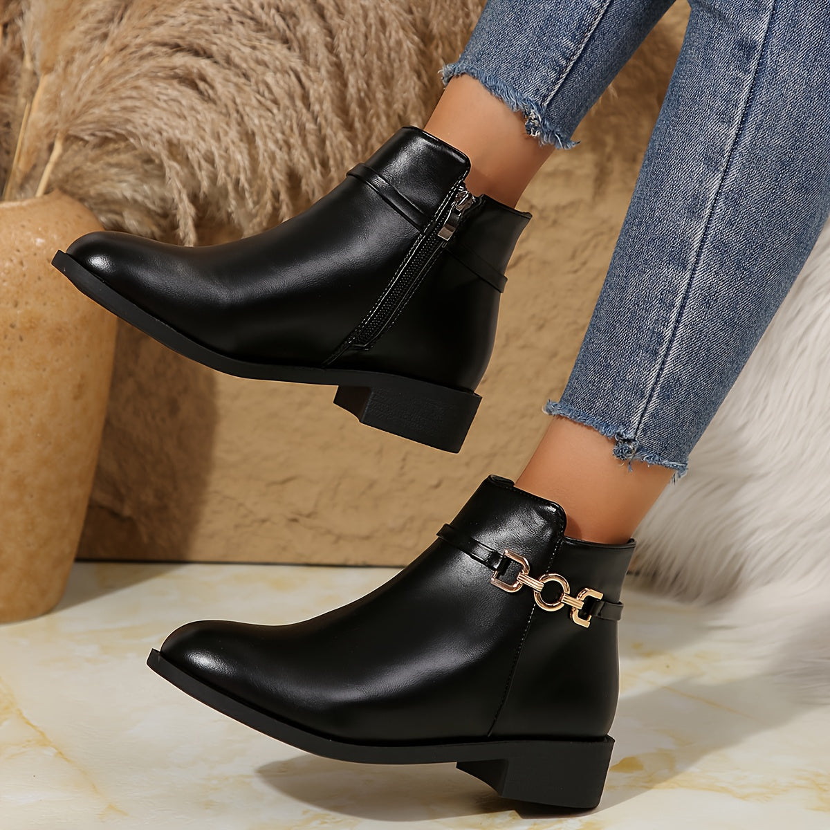 Lorraine | Ankle Boots with Chain
