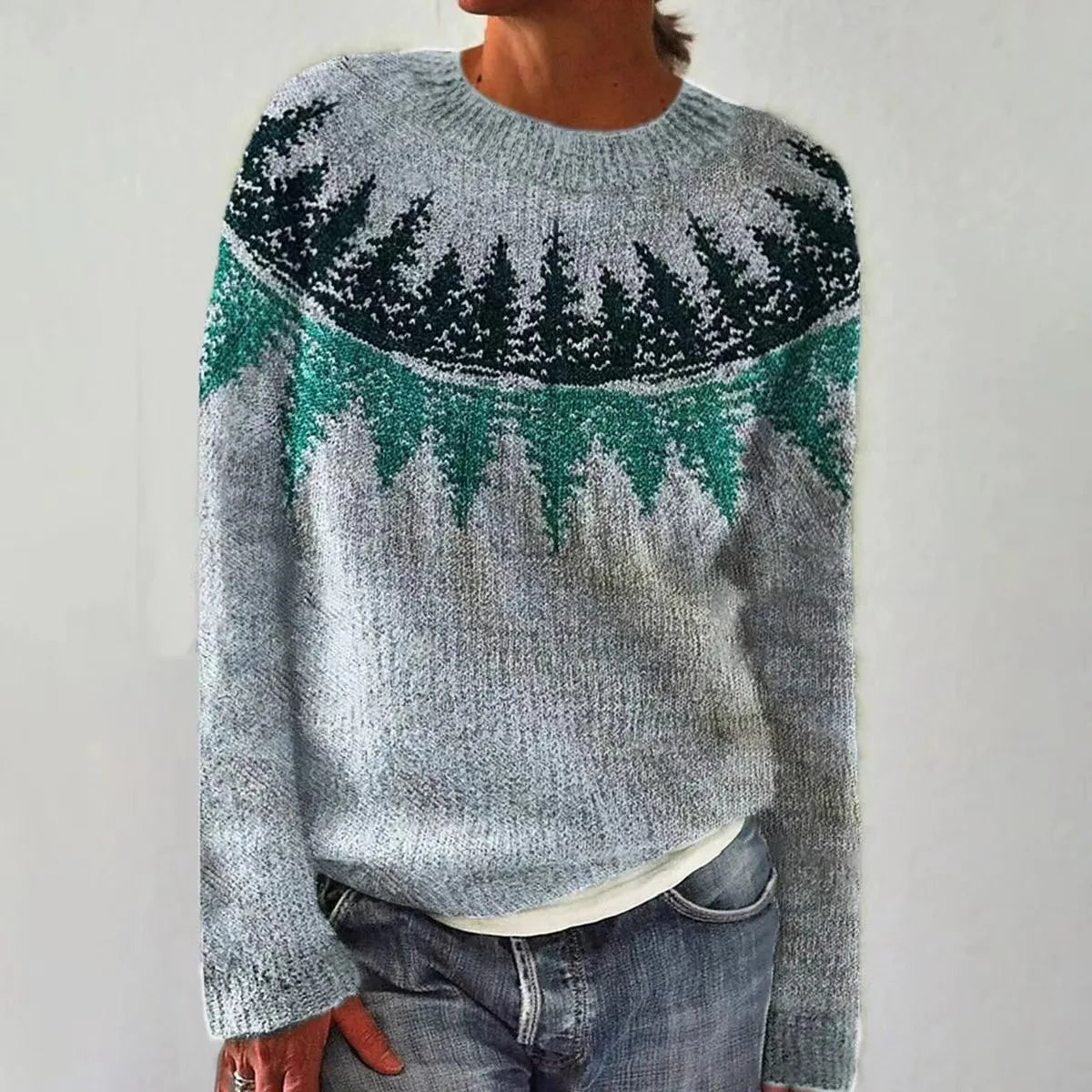 Sieglinde | Nordic-Pattern Cable-Knit Sweater